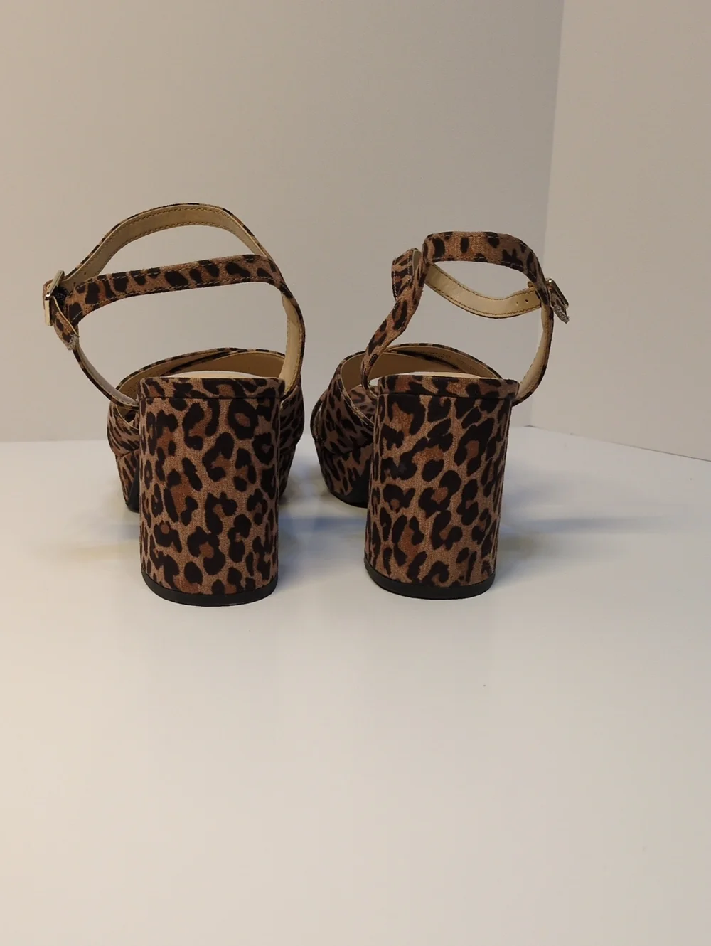 Kenneth Cole Reaction Reeva Leopard Print Platform Sandals Block Heel Size 10